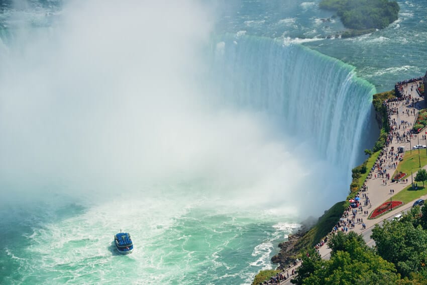 Niagara Falls : croisiere Hornblower