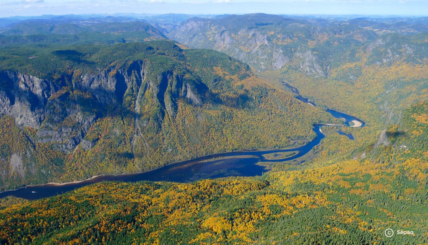 Randonnée pedestre au Parc des Hautes Gorges de la Rivière Malbaie