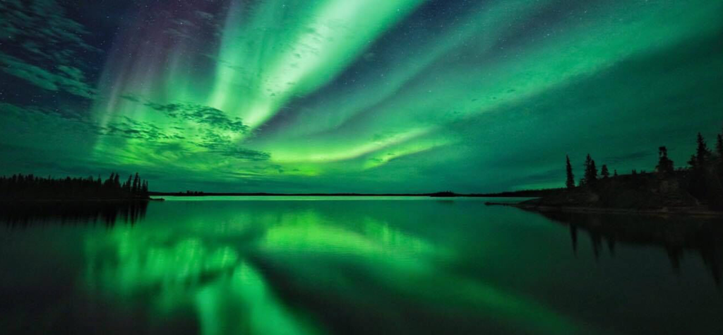 Où voir les aurores boréales dans le Grand Nord du Canada lodge TNO