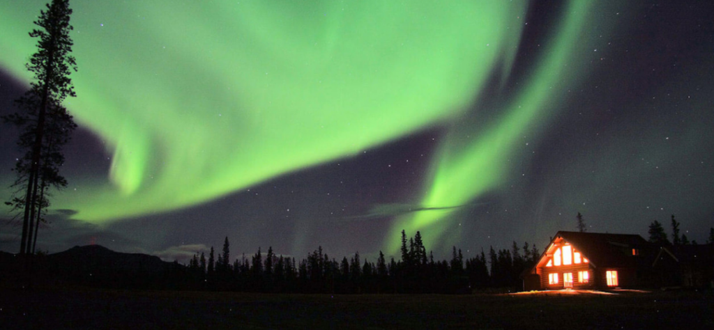 aurores boréales Yukon voyage Canada